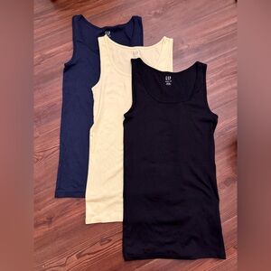 GAP Sleeveless long Tank Trio in Black, Navy, Yellow